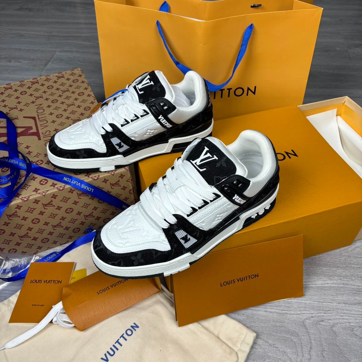 Louis Vuitton Trainer Black Denim